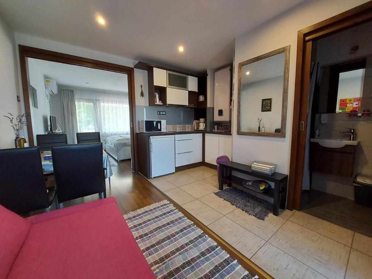 Titi Classic & Trendy Apartman Бюк Экстерьер фото
