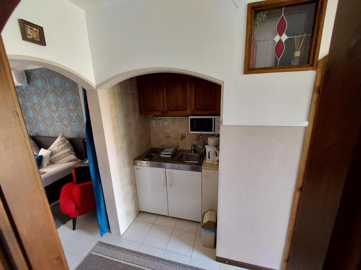 Titi Classic & Trendy Apartman Бюк Экстерьер фото