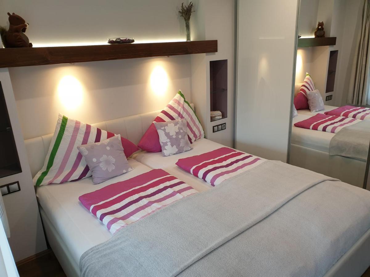 Titi Classic & Trendy Apartman Бюк Экстерьер фото